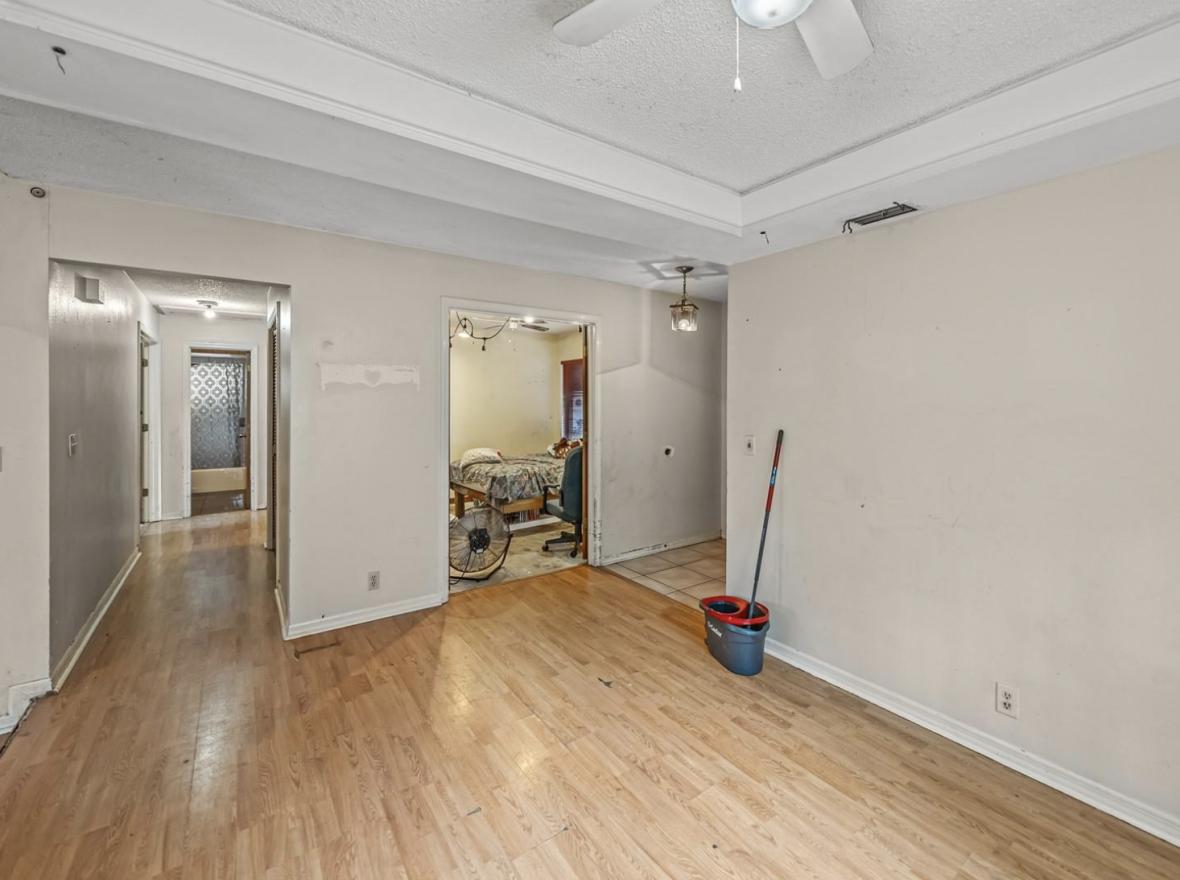 Block Lakeland Flip EquityPro